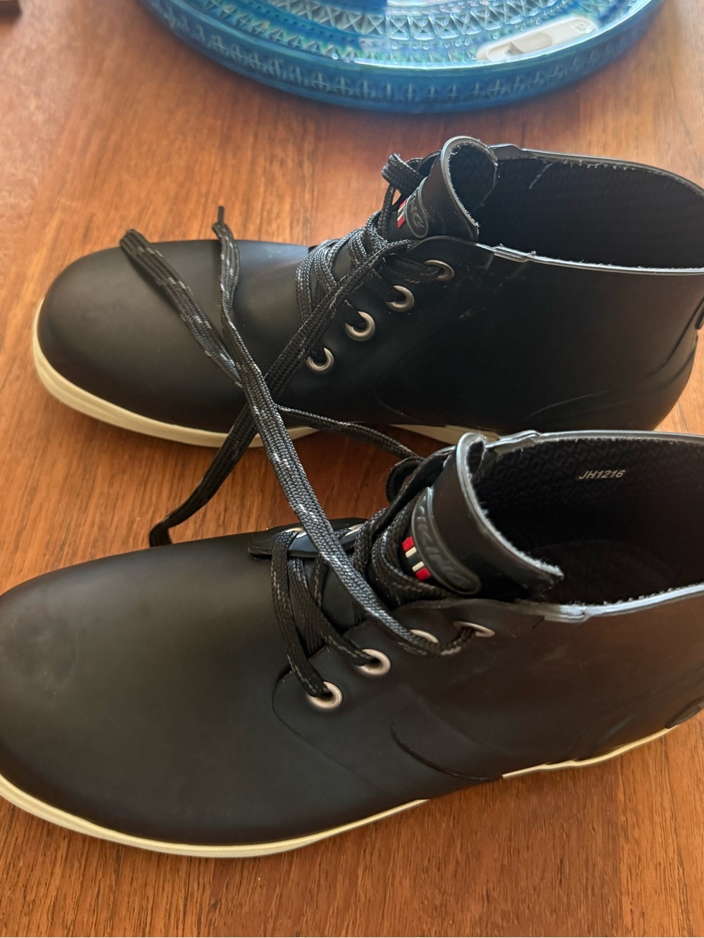 Women’s Norwegian Rain Boots US 9